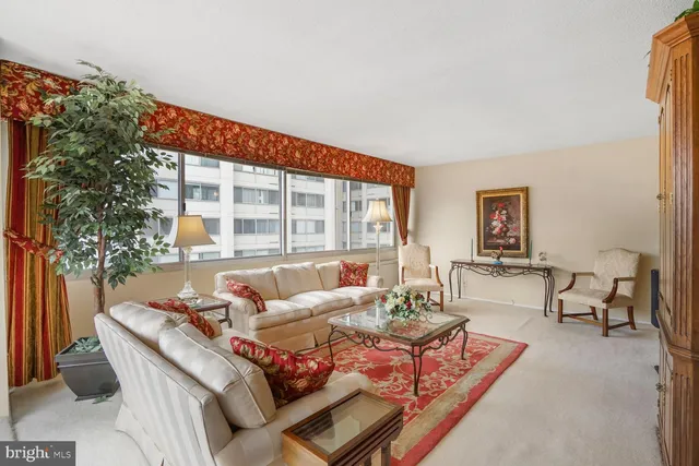 $650,000 | 5500 Friendship Boulevard, Unit 1423N & 1424N, Chevy Chase, MD 20815