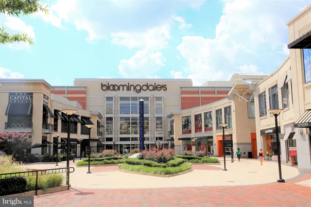 $650,000 | 5500 Friendship Boulevard, Unit 1423N & 1424N, Chevy Chase, MD 20815