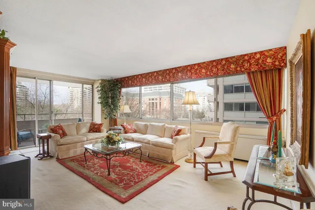 $650,000 | 5500 Friendship Boulevard, Unit 1423N & 1424N, Chevy Chase, MD 20815