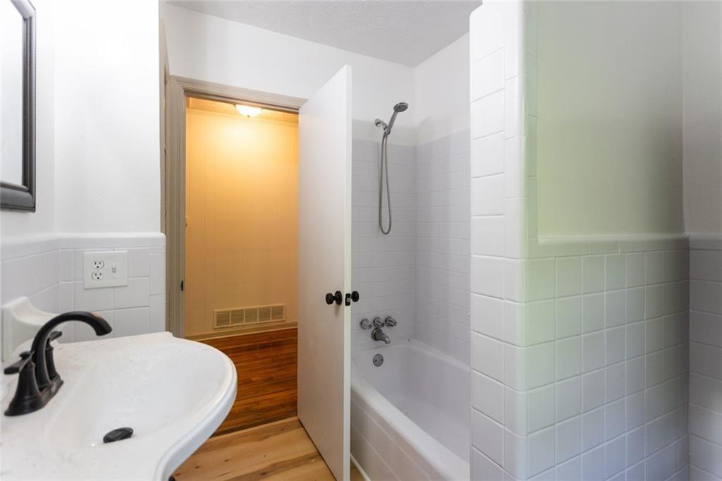 1431 South Broad Street Monroe, GA 30655 - Photo 17 of 31
