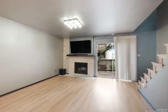 $1,550 | 4107 Medical Drive, Unit 2208, San Antonio, TX 78229