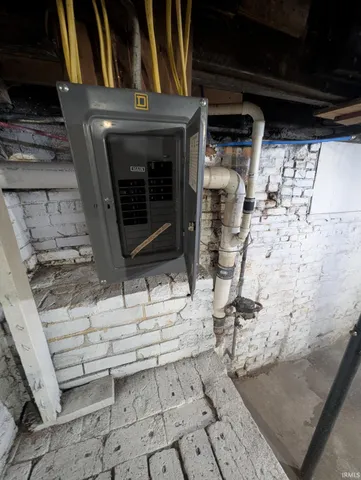 $165,000 | 314 Aspenwald Avenue, Elkhart, IN 46516