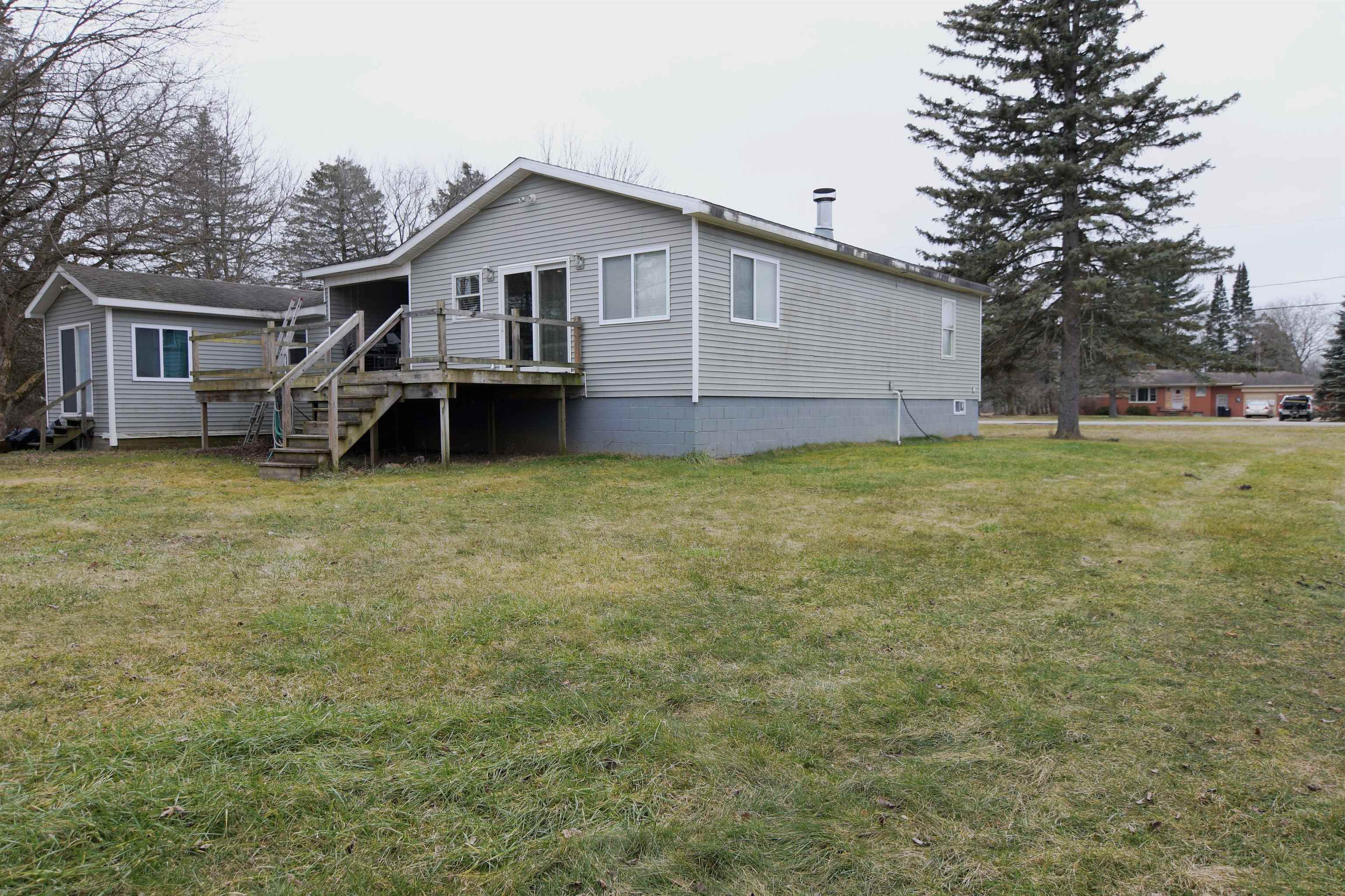 7126 Neff Road Mount Morris, MI 48458 - Photo 2 of 29 50135948-ebac4f29-6bf2-4cff-b528-474b41f7641e.JPG