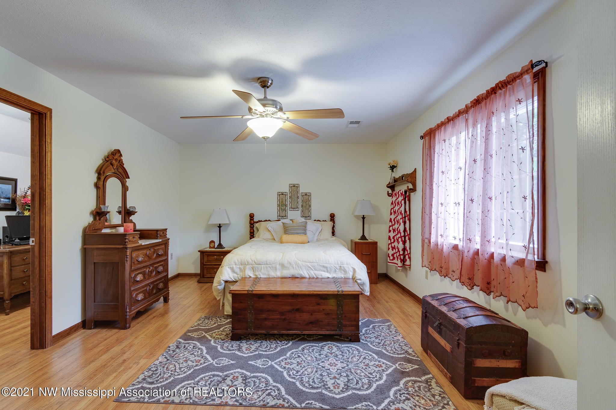 9949 Holly Springs Road Hernando, MS 38632 - Photo 14 of 23 2nd Bedroom Upstairs
