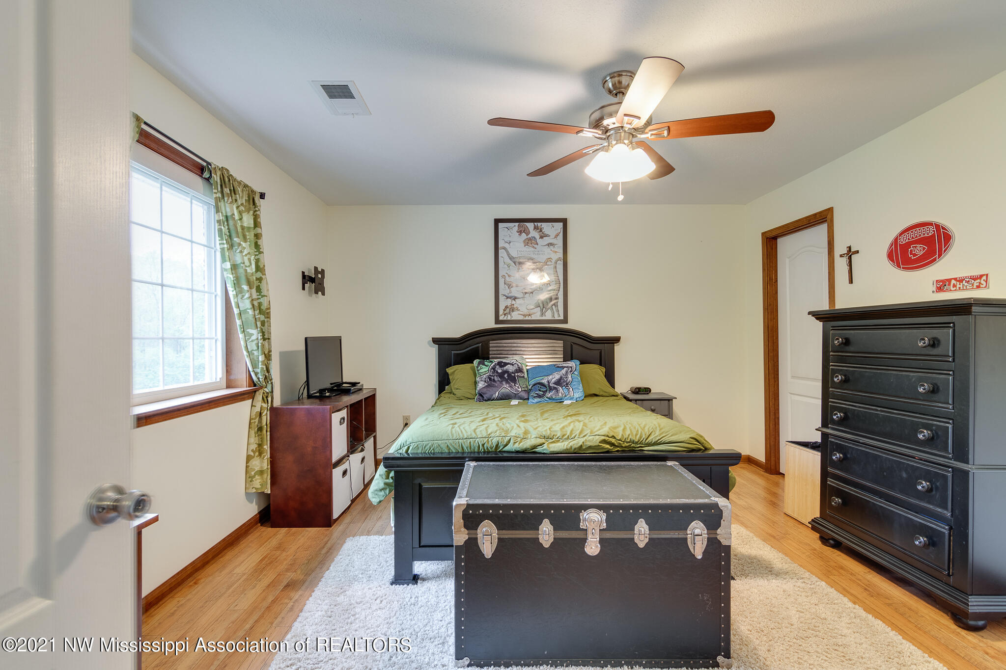 9949 Holly Springs Road Hernando, MS 38632 - Photo 17 of 23 3rd Bedroom Upstairs