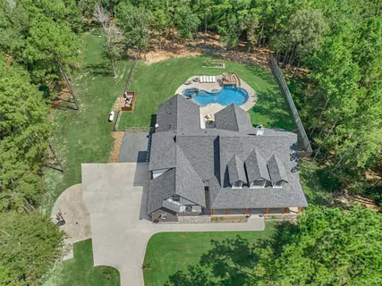$1,295,000 | 17663 Spur Court, Waller, TX 77484