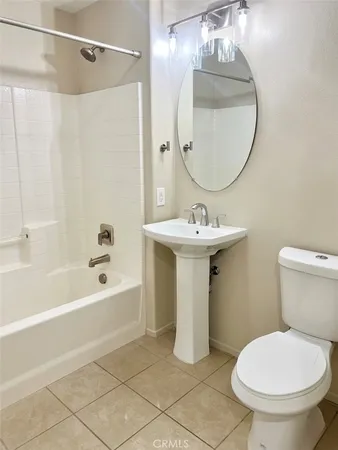 $2,295 | 26426 Arboretum Way, Unit 804, Murrieta, CA 92563