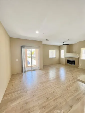 $2,295 | 26426 Arboretum Way, Unit 804, Murrieta, CA 92563