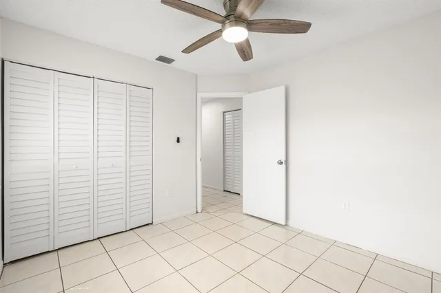 a view of a livingroom with an empty space