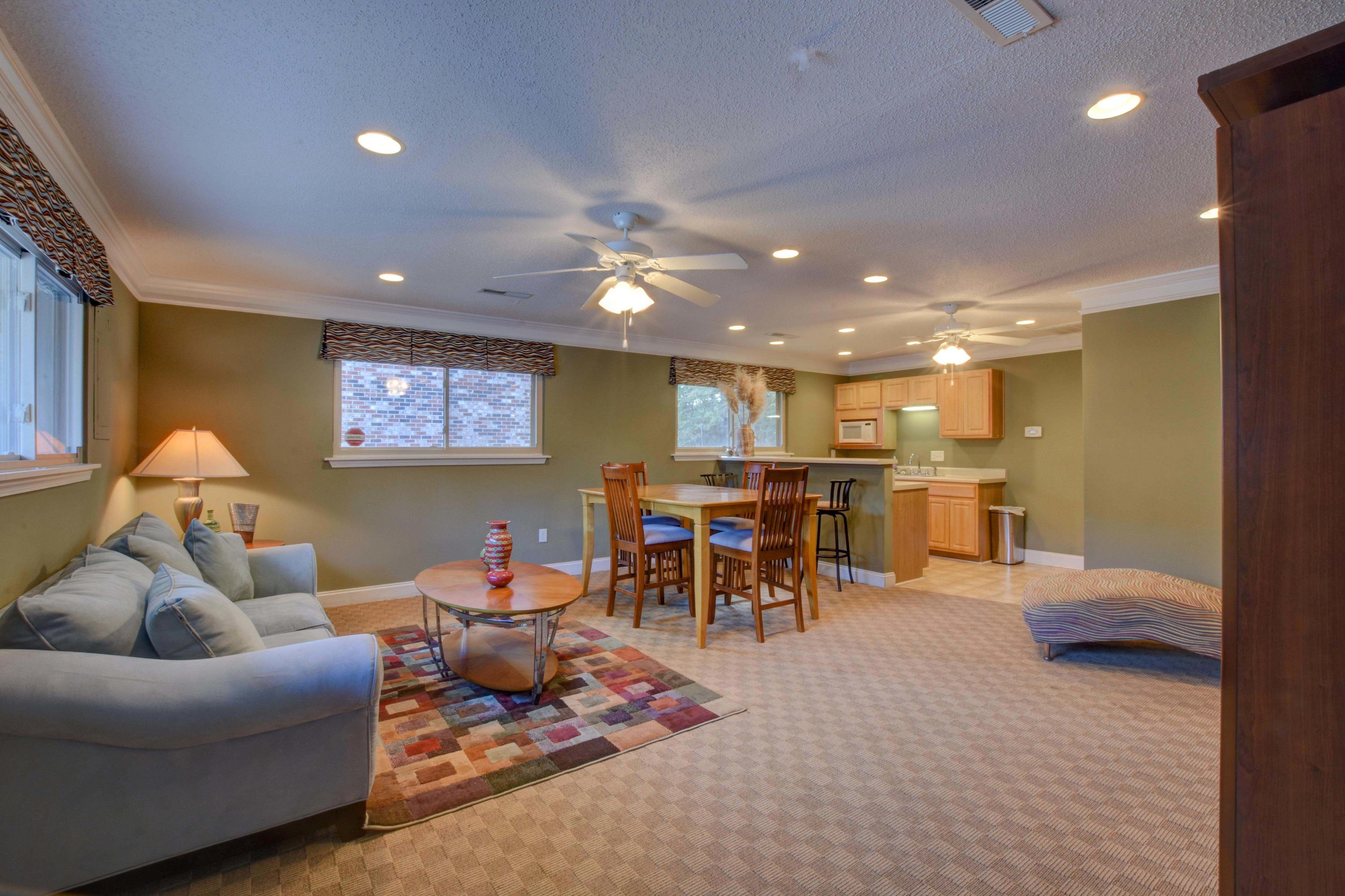 407 Andrea Lane Hanahan, SC 29410 - Photo 6 of 29 Built in Shelf