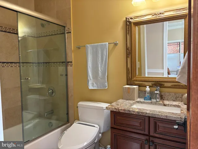 $6,890 | South Kenwood Street, Unit 2445, Arlington, VA 22206