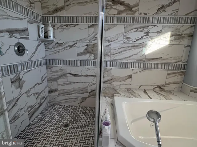 $6,890 | South Kenwood Street, Unit 2445, Arlington, VA 22206