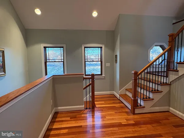 $6,890 | 2445 South Kenwood Street, Arlington, VA 22206