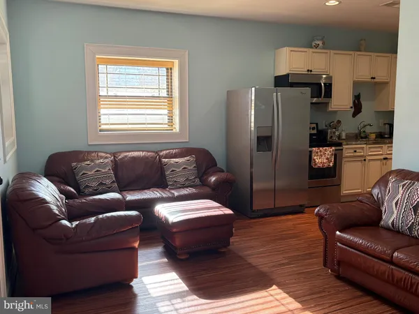 $6,890 | 2445 South Kenwood Street, Arlington, VA 22206