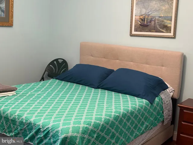 $6,890 | South Kenwood Street, Unit 2445, Arlington, VA 22206