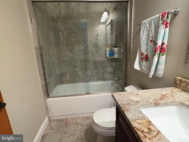 $6,890 | South Kenwood Street, Unit 2445, Arlington, VA 22206