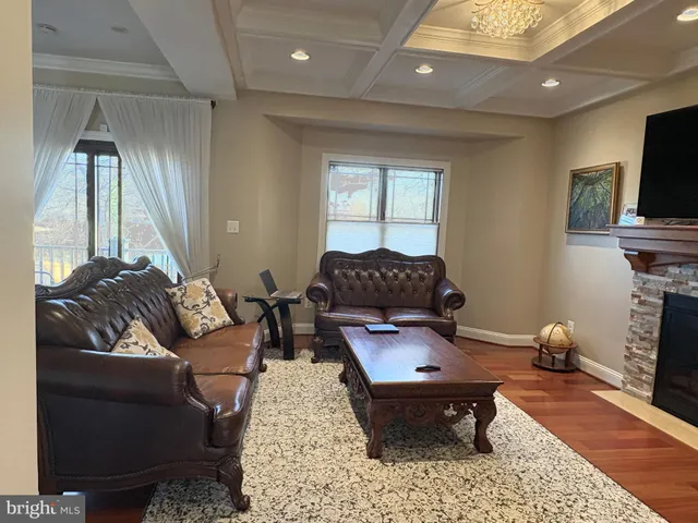 $6,890 | South Kenwood Street, Unit 2445, Arlington, VA 22206