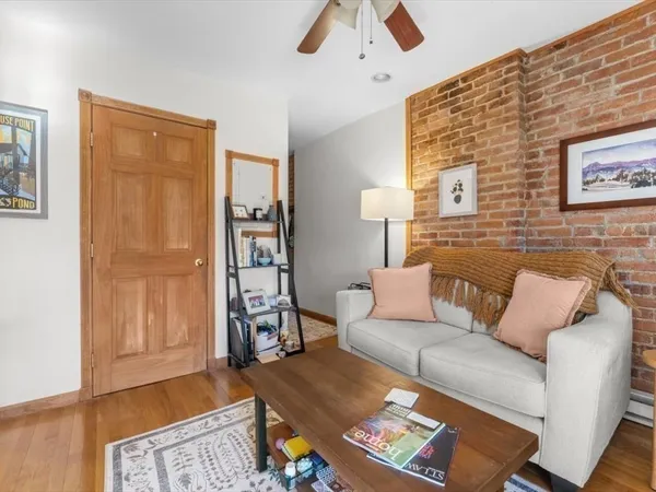 $375,000 | 46 Highland Avenue, Unit 3B, Somerville, MA 02143