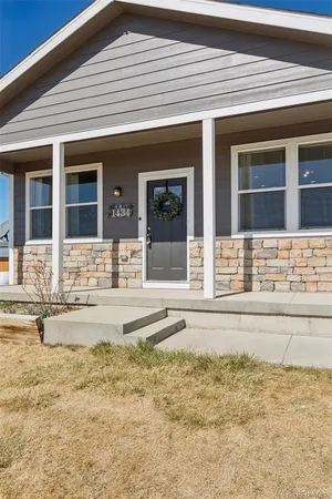 $465,000 | 1434 4th Court, Deer Trail, CO 80105