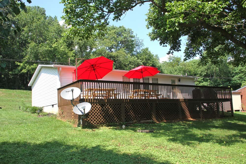 2445 Rutrough Road Southeast Roanoke, VA 24014 - Photo 5 of 23