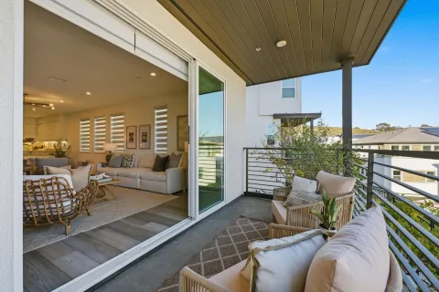 $1,549,000 | 2860 Avella Circle, San Diego, CA 92108