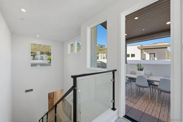 $1,549,000 | 2860 Avella Circle, San Diego, CA 92108