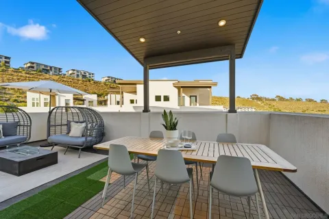 $1,549,000 | 2860 Avella Circle, San Diego, CA 92108