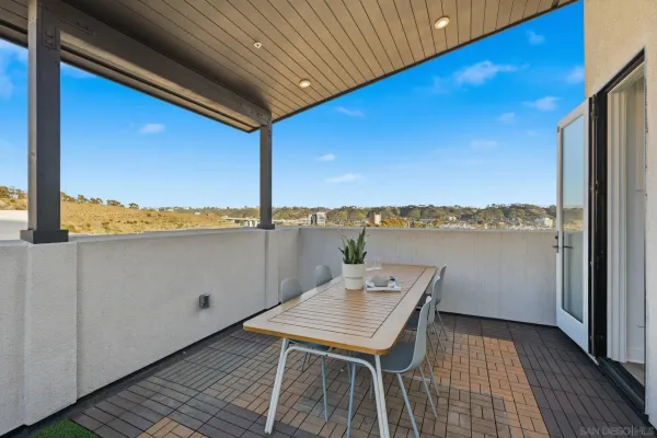 $1,549,000 | 2860 Avella Circle, San Diego, CA 92108