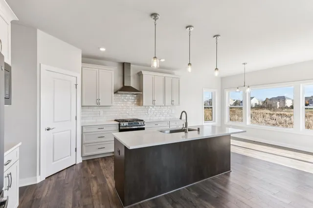 $749,900 | 1940 North Creek Drive, Unit LT111, Grafton, WI 53024