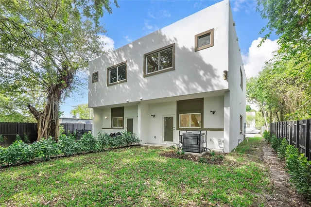 $1,290,000 | 5431 Northwest 5th Avenue, Miami, FL 33127