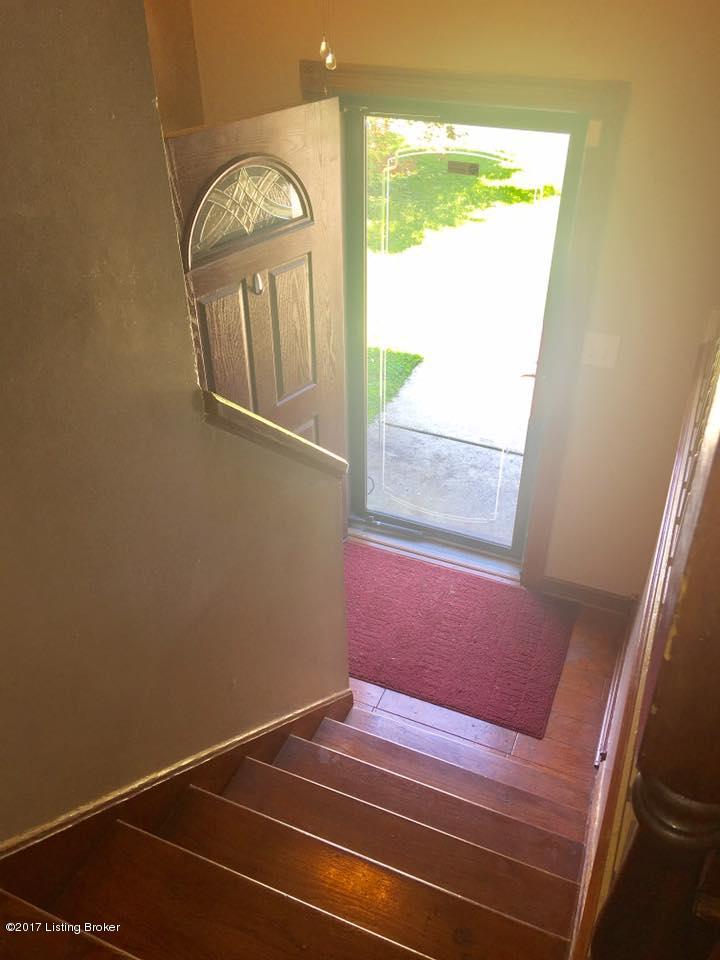 5621 Axbridge Road Louisville, KY 40216 - Photo 22 of 36 AXBRIDGE (56)