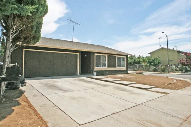 $3,900 | 3289 Lantern Way, San Jose, CA 95111