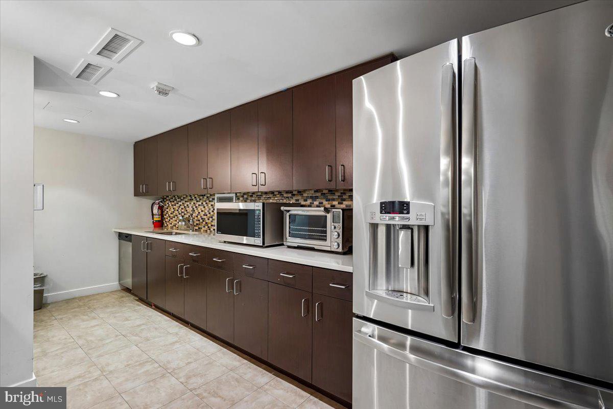 5101 River Road, Unit 1201 Bethesda, MD 20816 - Photo 33 of 47