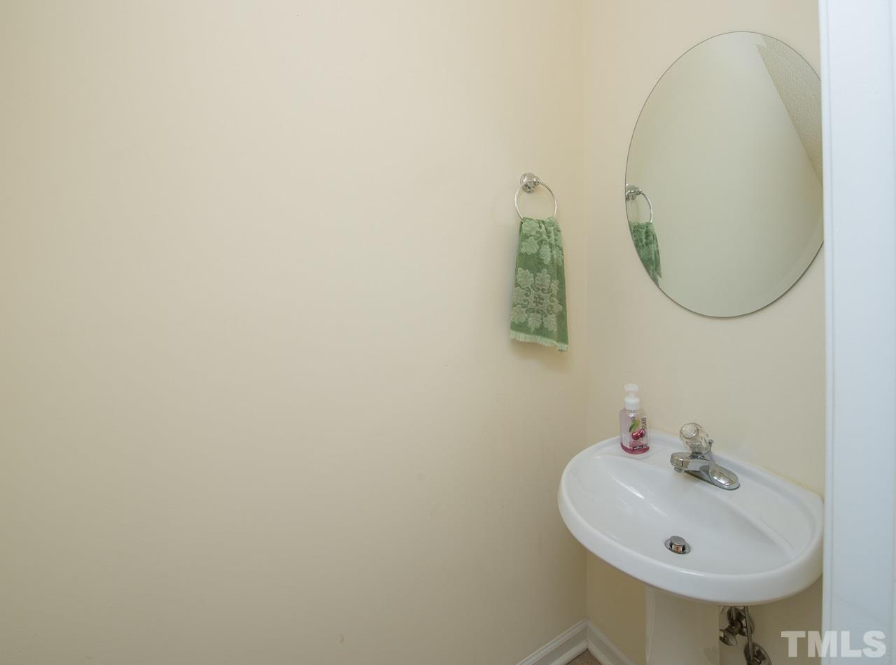 701 Chapwith Road Garner, NC 27529 - Photo 4 of 25 Gallery Image 4