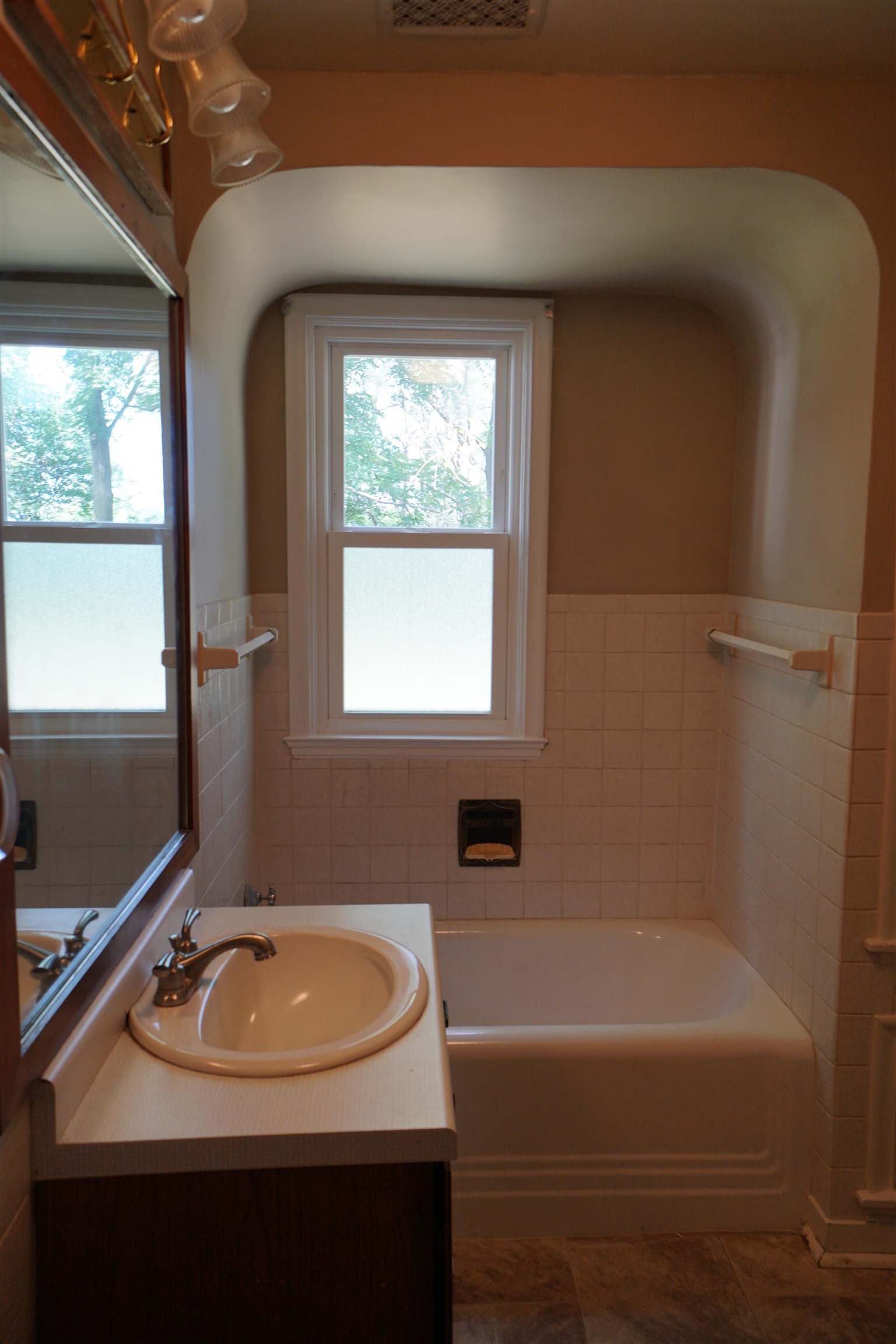 1229 North Hillcrest Road Freeport, IL 61032 - Photo 19 of 28 Gallery Image 19