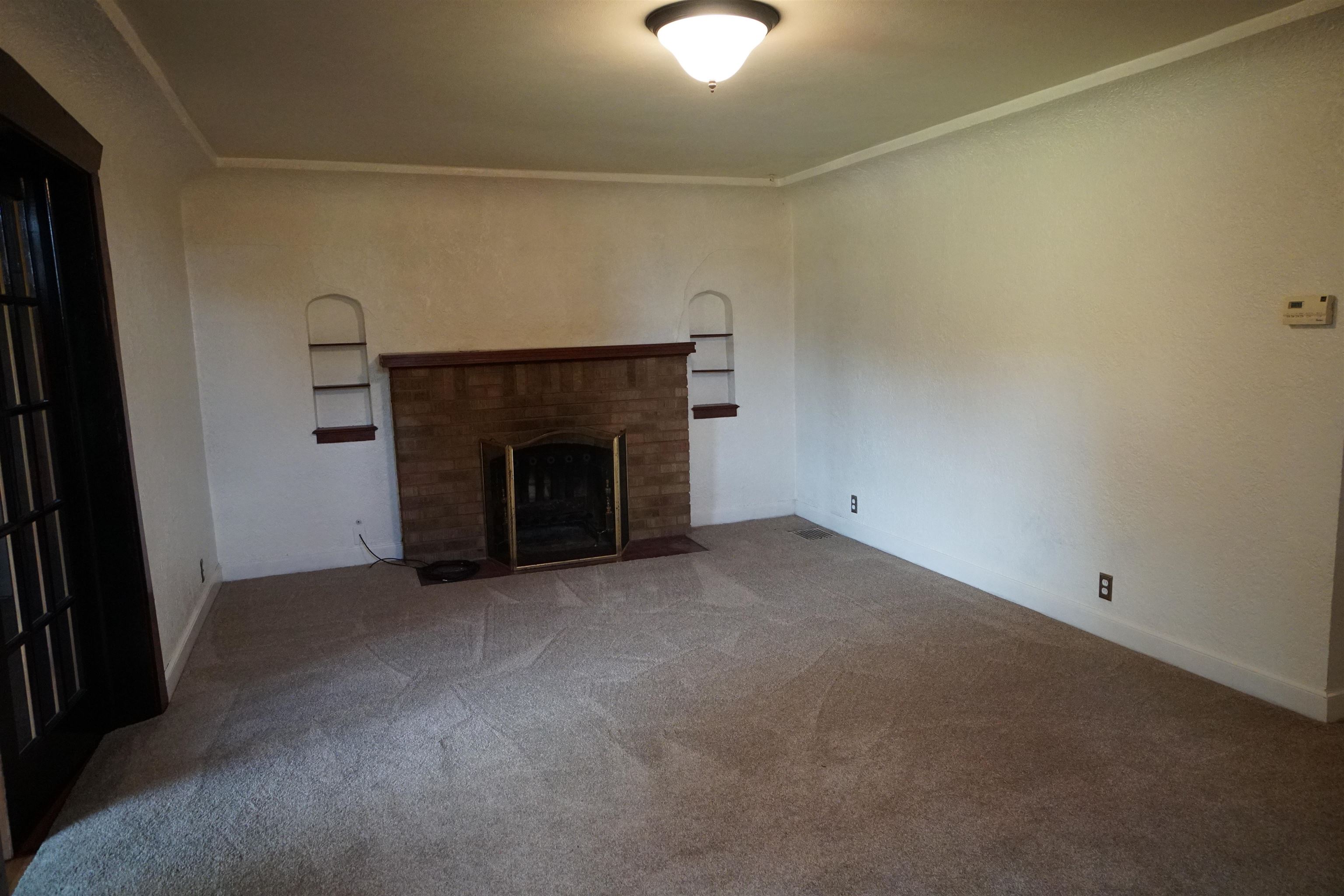 1229 North Hillcrest Road Freeport, IL 61032 - Photo 7 of 28 Gallery Image 7
