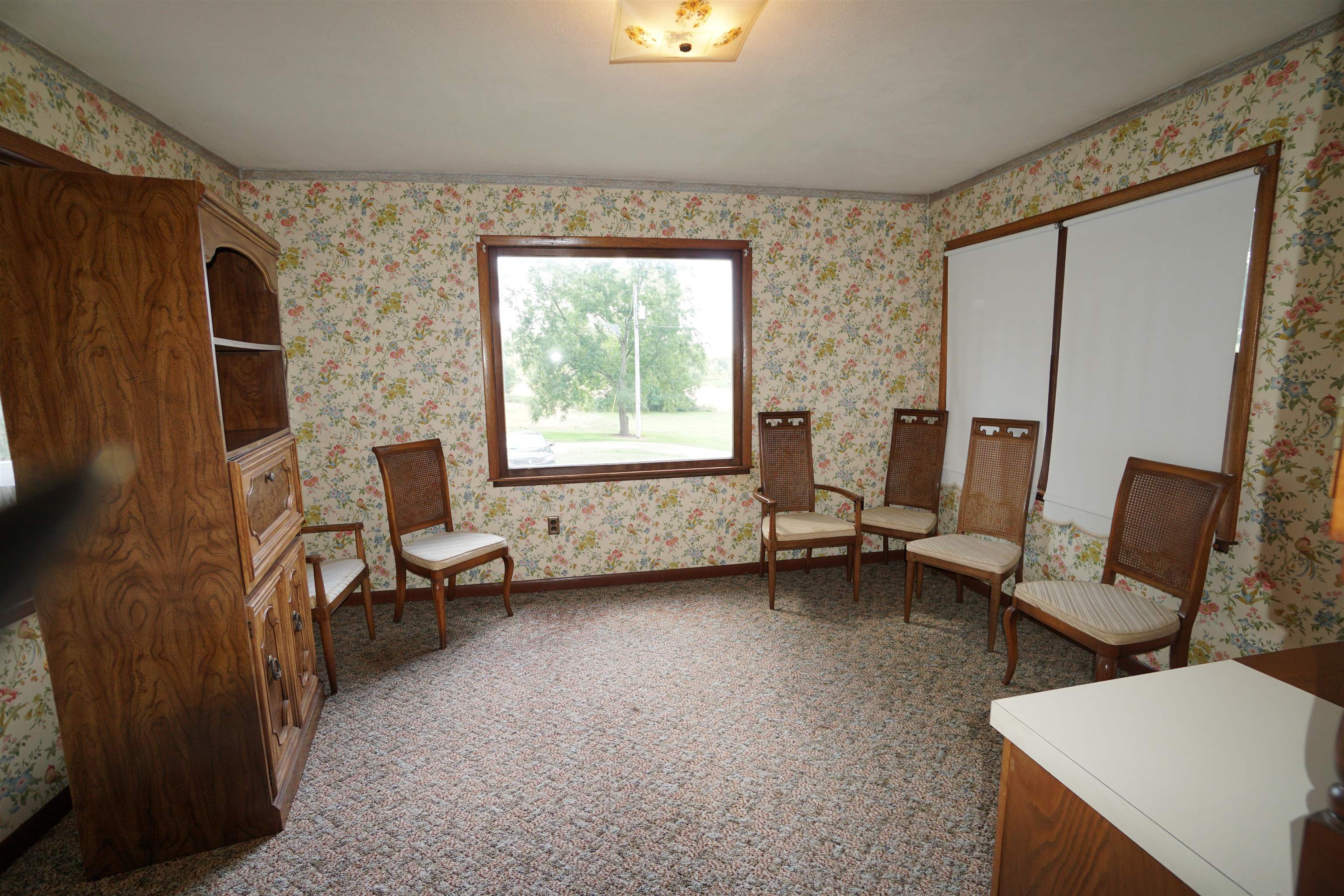 1229 North Hillcrest Road Freeport, IL 61032 - Photo 8 of 28 Gallery Image 8
