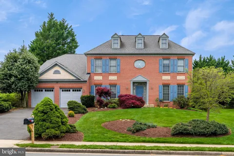$1,300,000 | 5501 Ashleigh Road, Fairfax, VA 22030