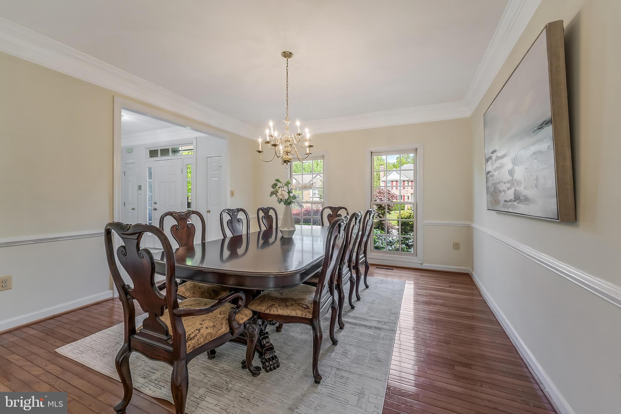 5501 Ashleigh Road Fairfax, VA 22030 - Photo 13 of 77 Room for large table