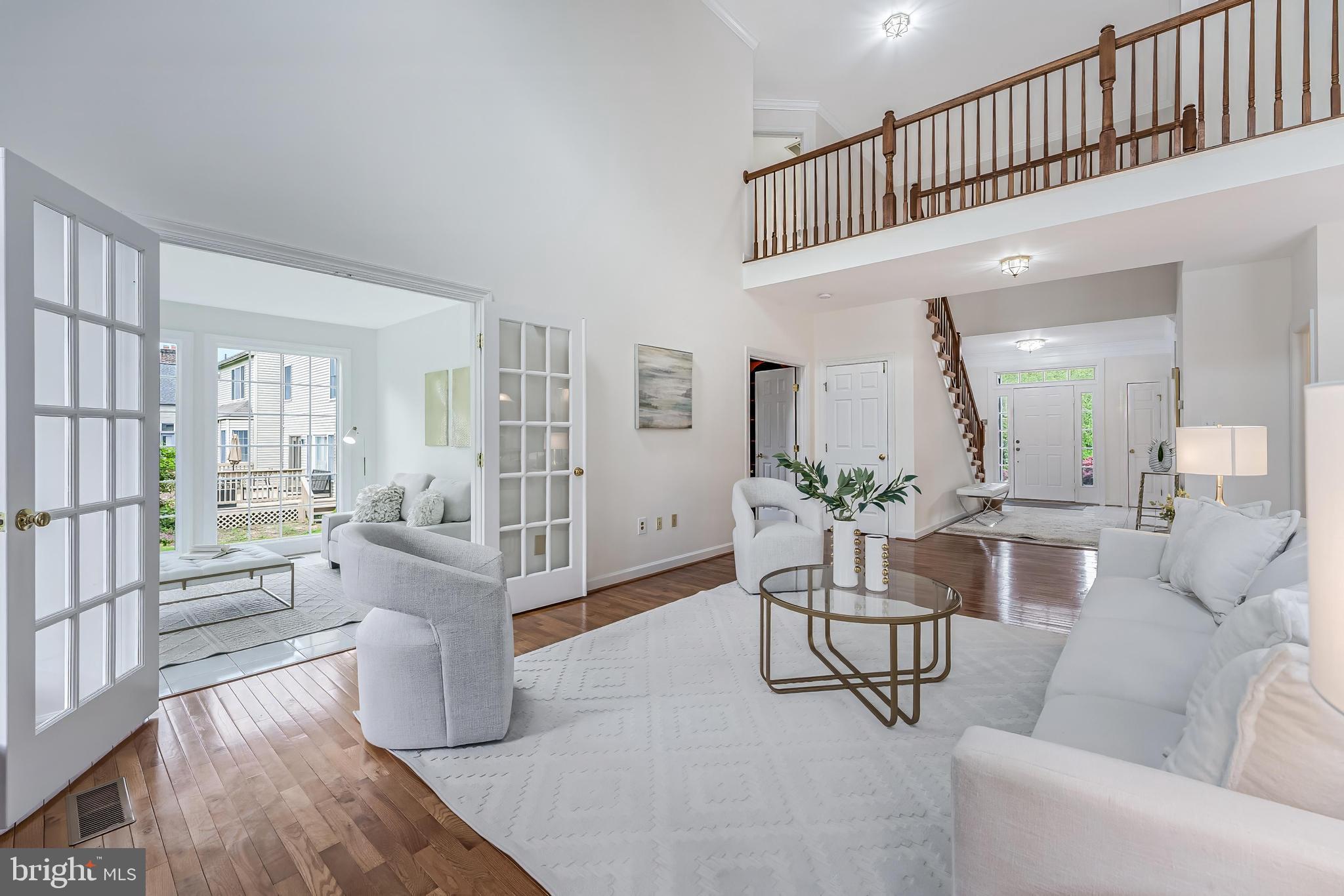 5501 Ashleigh Road Fairfax, VA 22030 - Photo 19 of 77 Plenty of room for everyone to spread out