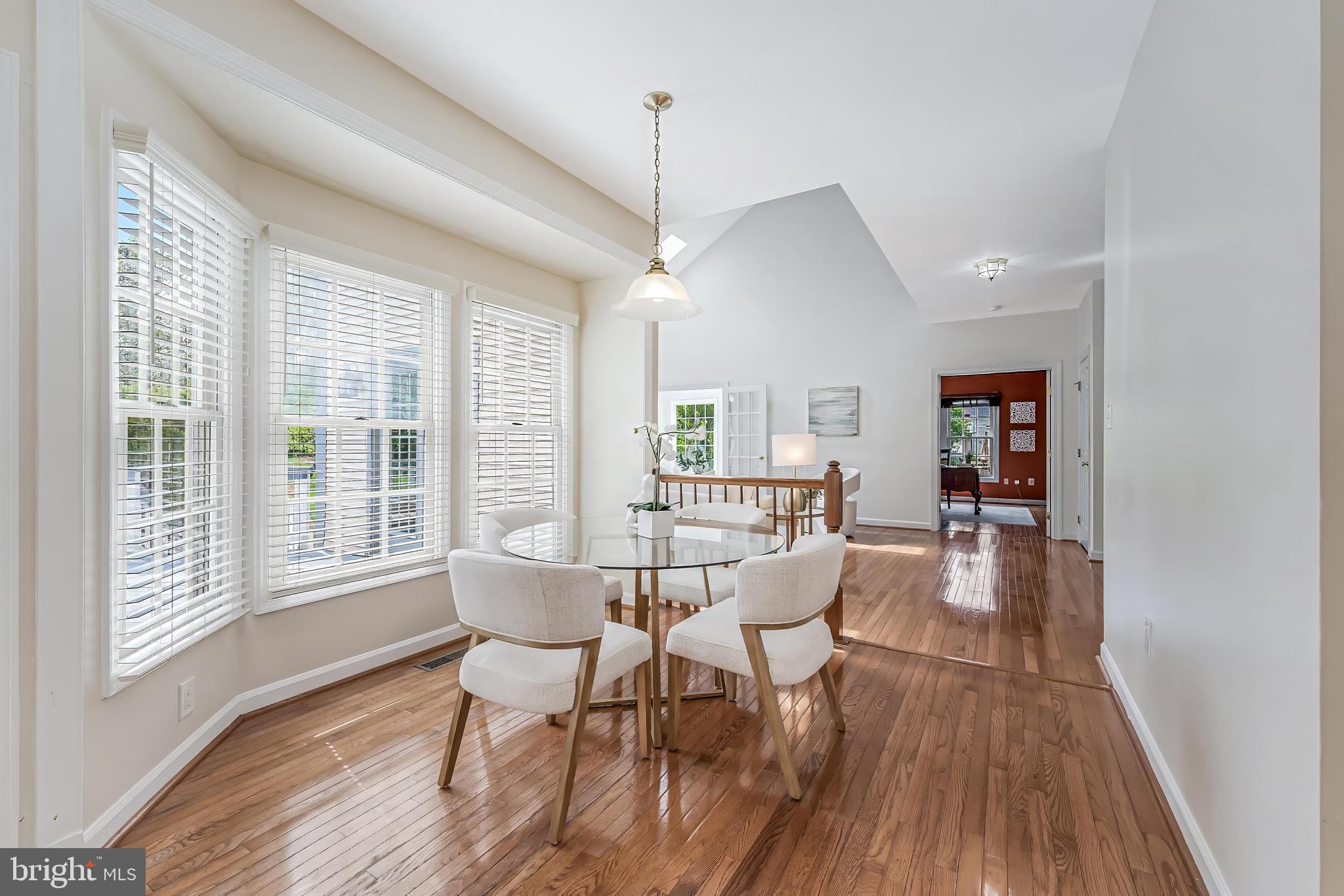 5501 Ashleigh Road Fairfax, VA 22030 - Photo 29 of 77 Perfect for morning coffee and casual meals