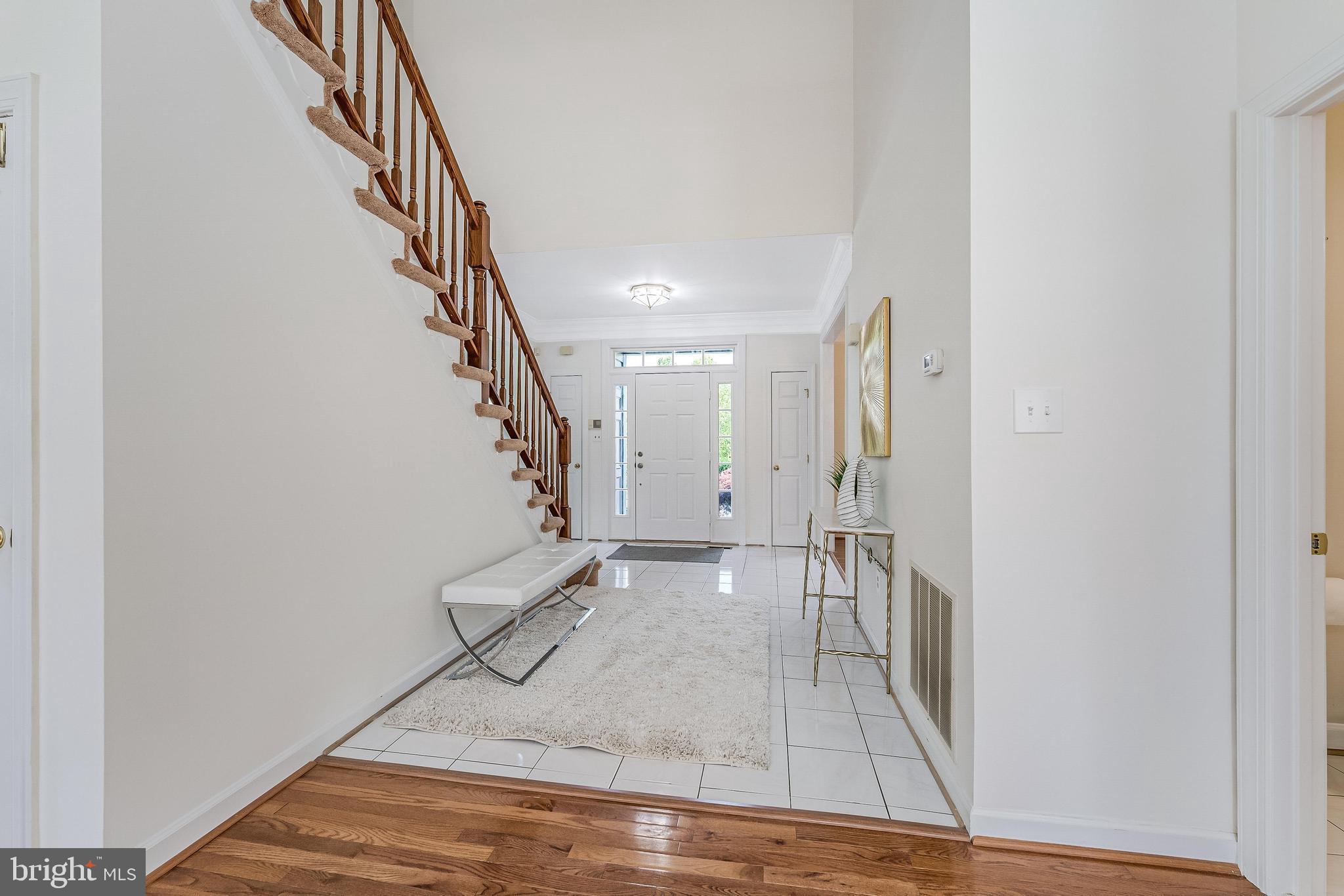 5501 Ashleigh Road Fairfax, VA 22030 - Photo 6 of 77 Gleaming tile floor