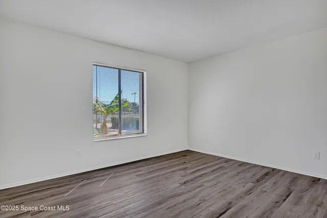 $154,000 | 1031 Abada Court Northeast, Unit 110, Palm Bay, FL 32905