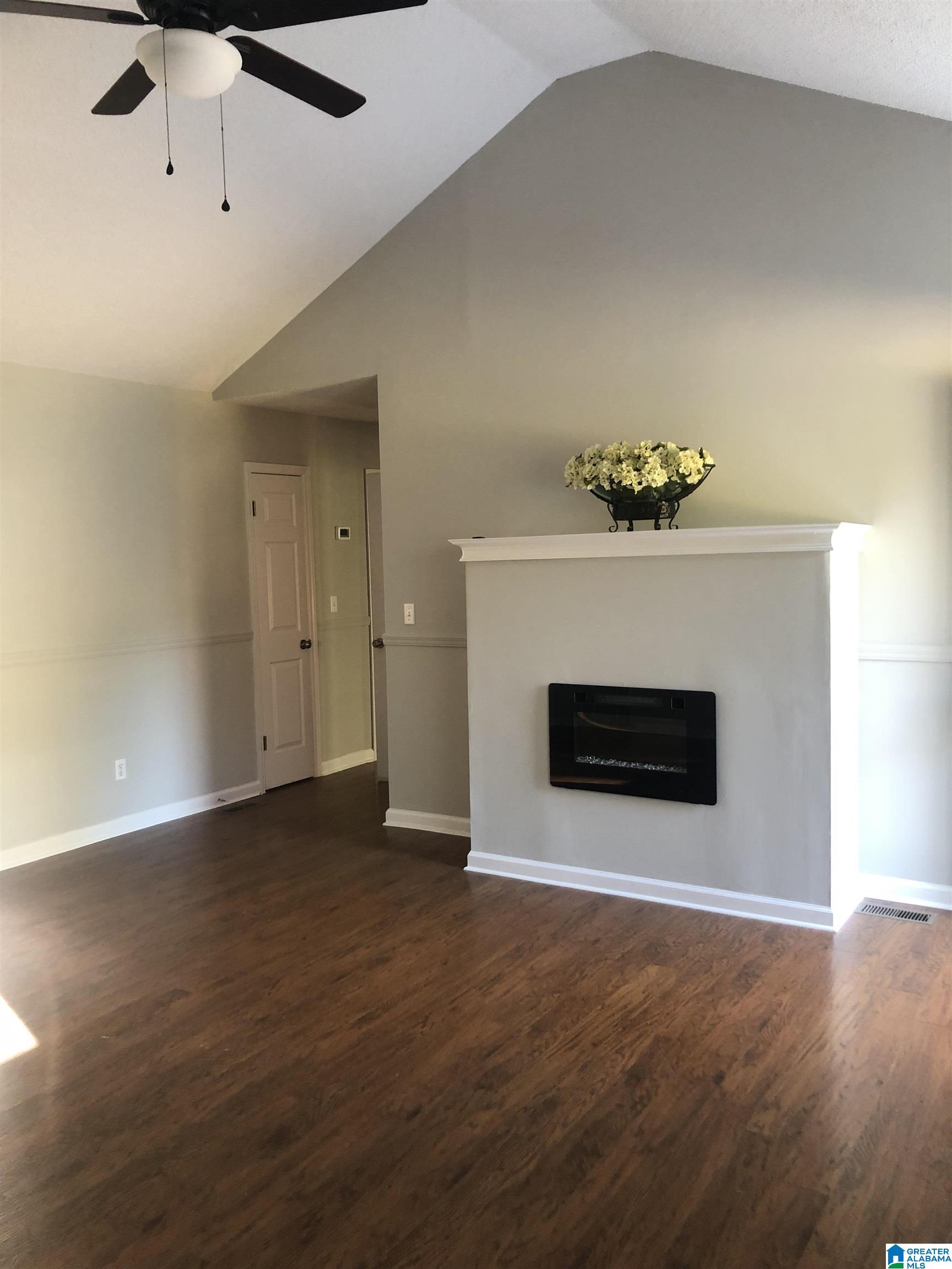 550 Oakhalla Road Hayden, AL 35079 - Photo 2 of 15