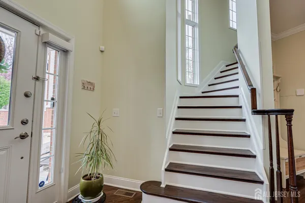 $1,049,999 | 197 A Amboy Avenue, Metuchen, NJ 08840