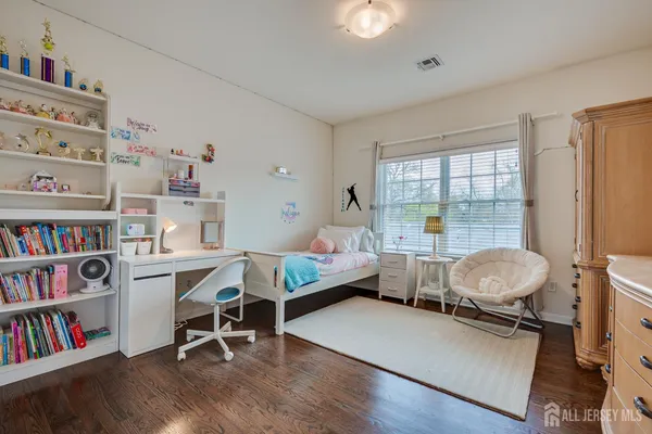 $1,049,999 | 197 A Amboy Avenue, Metuchen, NJ 08840