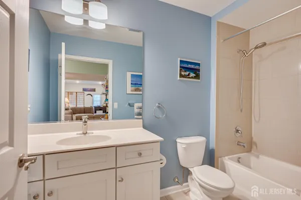 $1,049,999 | 197 A Amboy Avenue, Metuchen, NJ 08840