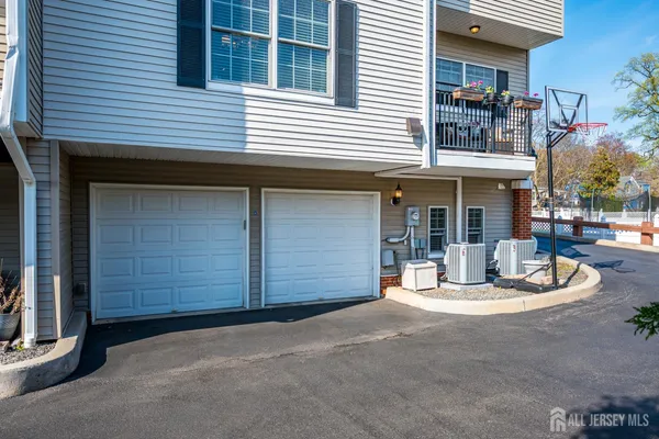 $1,049,999 | 197 A Amboy Avenue, Metuchen, NJ 08840