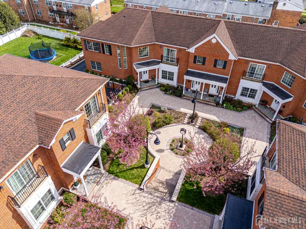 $1,049,999 | 197 A Amboy Avenue, Metuchen, NJ 08840