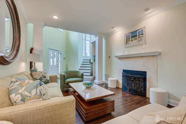 $1,049,999 | 197 A Amboy Avenue, Metuchen, NJ 08840